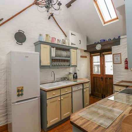 Heather Cottage มิลฟอร์ดเฮเวน ภายนอก รูปภาพ